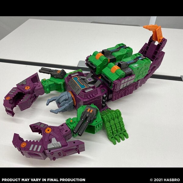 Transformers Generations Selects Black Zarak Prototype Images  (2 of 6)